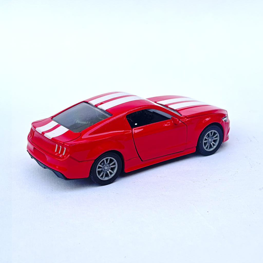 Diecast 1:32 Scale Metal Pull Back Car Toy for Kids with Openable Doors, Light & Music.