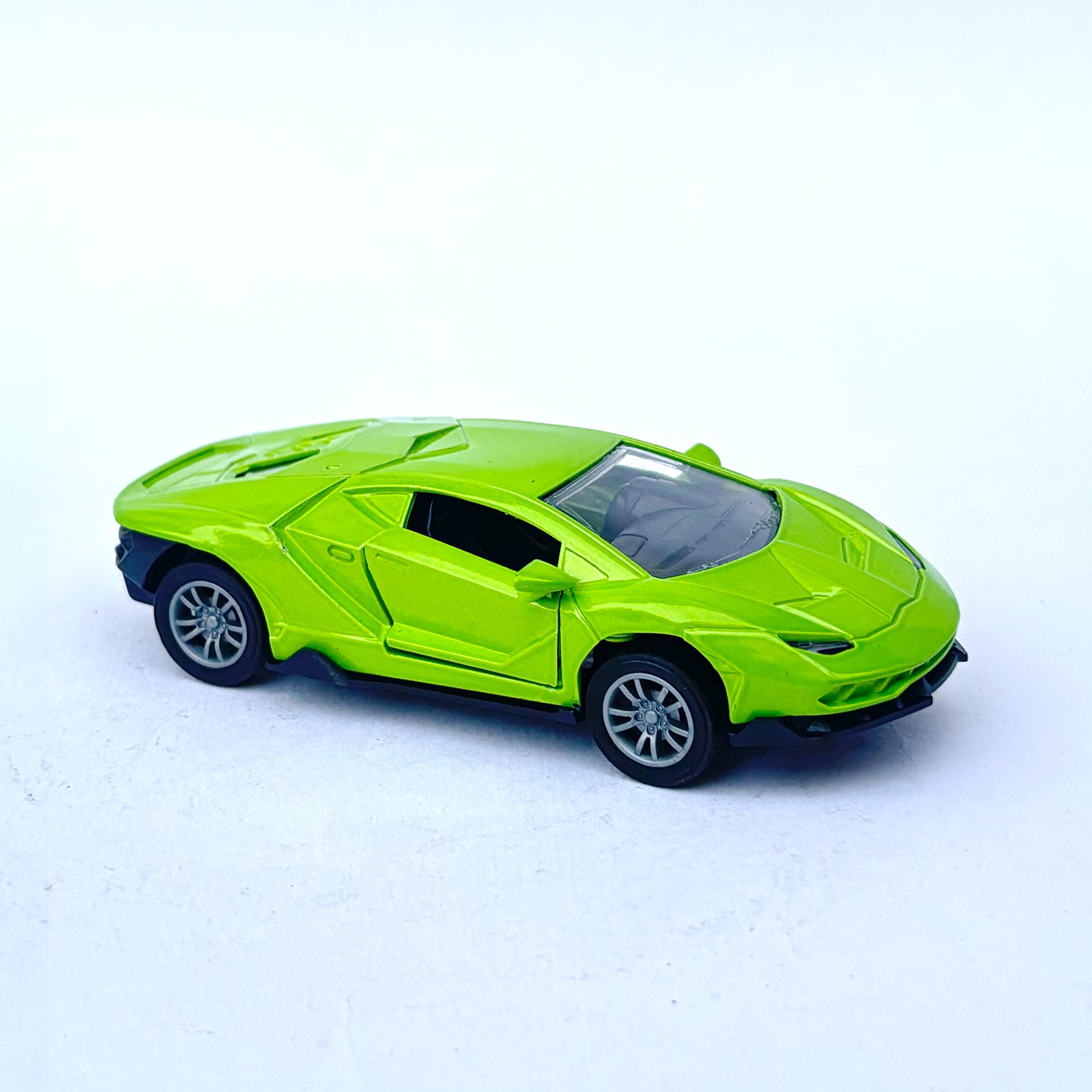 Diecast 1:32 Scale Metal Pull Back Car Toy for Kids with Openable Doors, Light & Music.