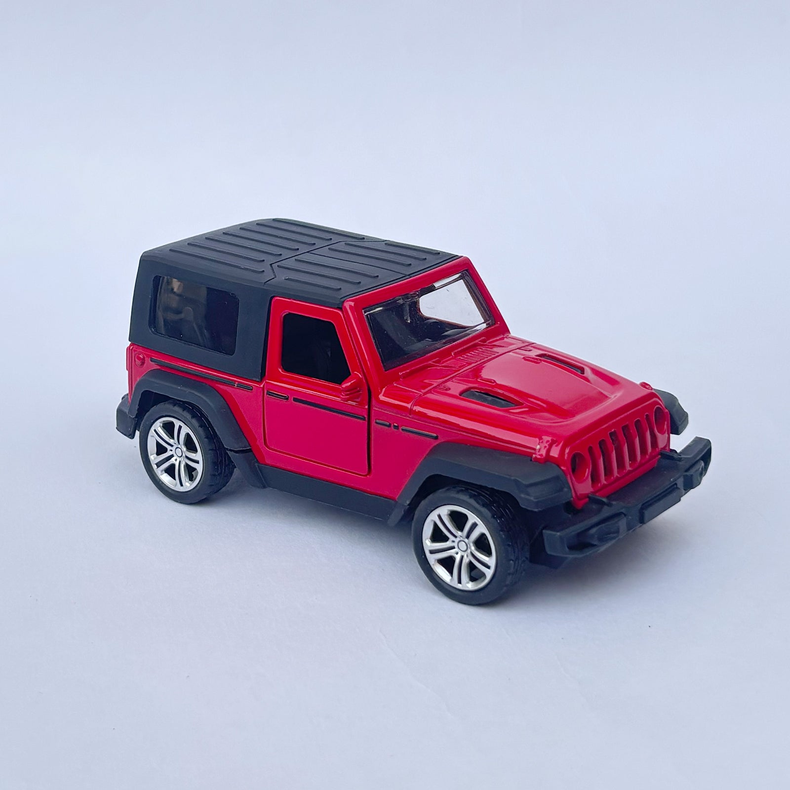 Diecast 1:32 Scale Metal Pull Back Car Toy for Kids with Openable Doors, Light & Music.