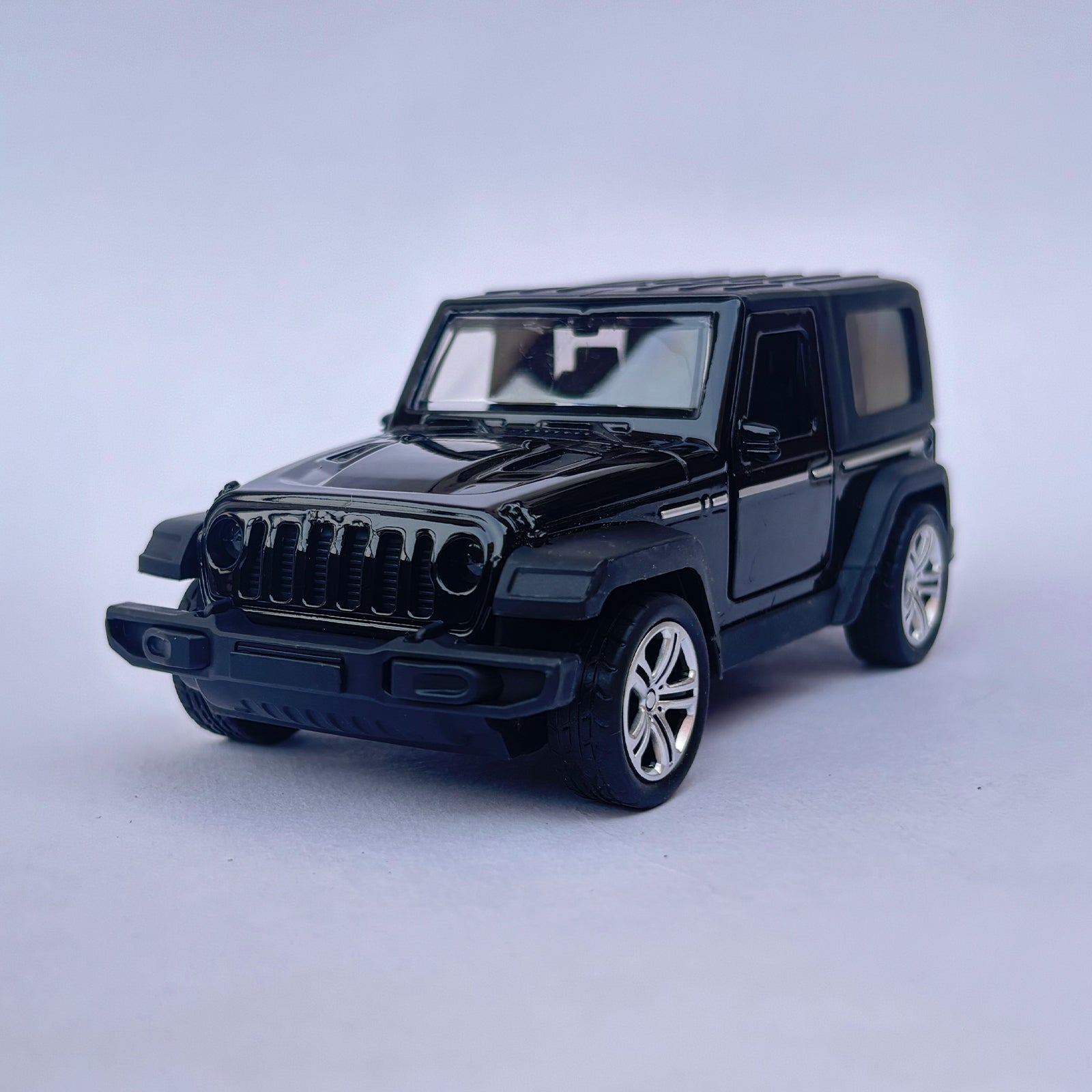 Diecast 1:32 Scale Metal Pull Back Car Toy for Kids with Openable Doors, Light & Music.