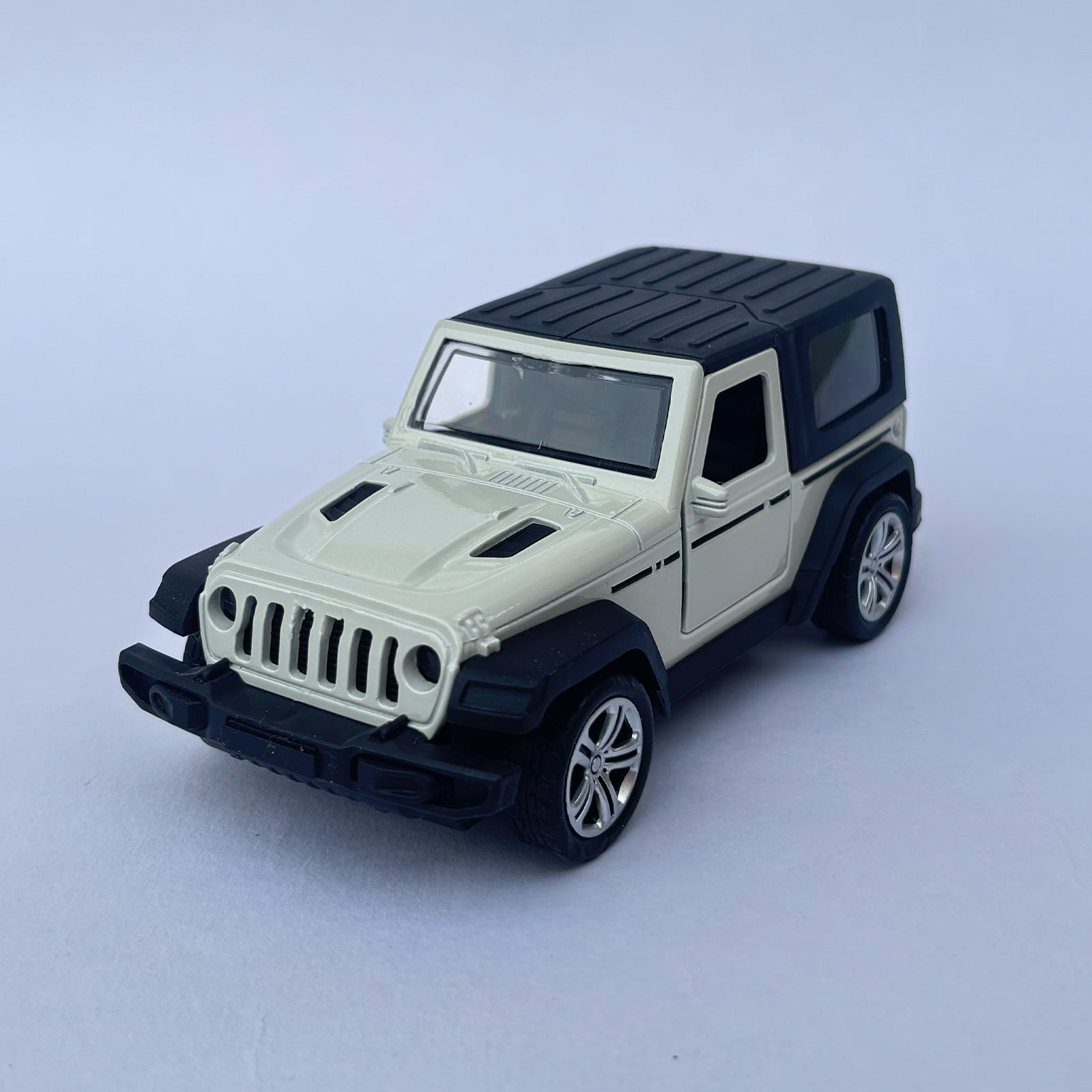 Diecast 1:32 Scale Metal Pull Back Car Toy for Kids with Openable Doors, Light & Music.